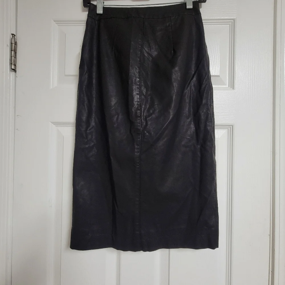 Free People NWT Wrapped Up Vegan Leather  Midi Skirt Size 0.